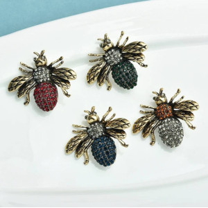 Bienenbrosche 'Barock-Stil' - Eleganter Vintage-Schmuck
