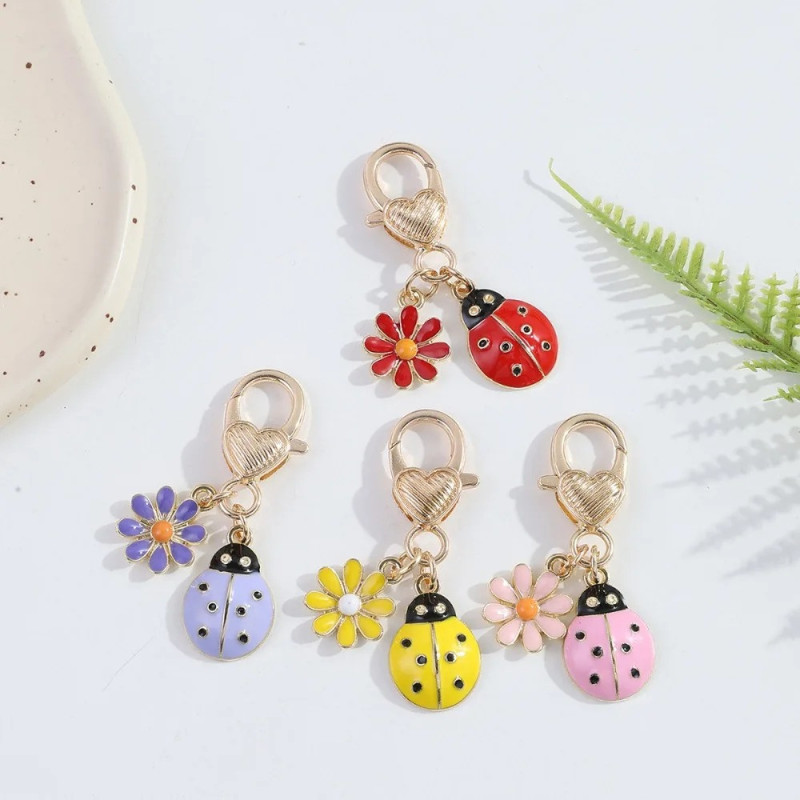 Schlüsselanhänger Sonnenblume & Marienkäfer – Süße Geschenkidee