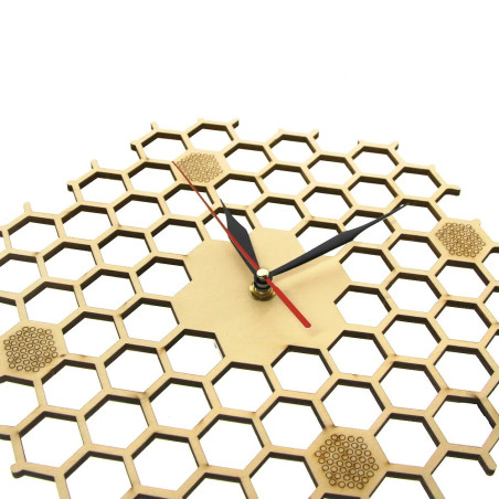 Große Bienen-Wanduhr aus Holz | Quarzuhr im Waben-Design