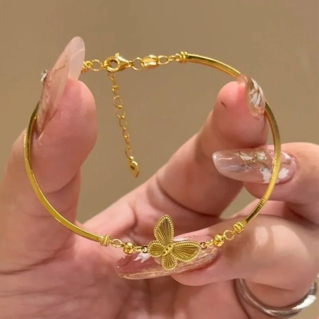 Verstellbares Schmetterlingsarmband „Goldener Glanz“