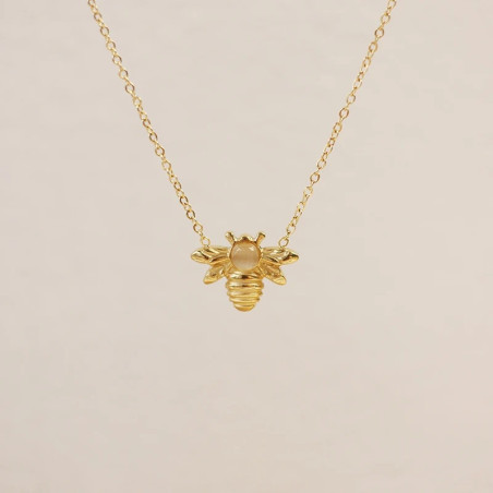 détails Pendentif petite abeille translucide