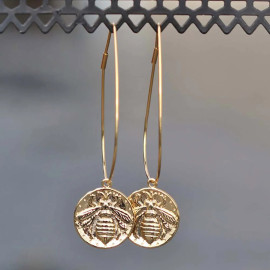 détails Boucles d'oreille antiques abeille monnaie