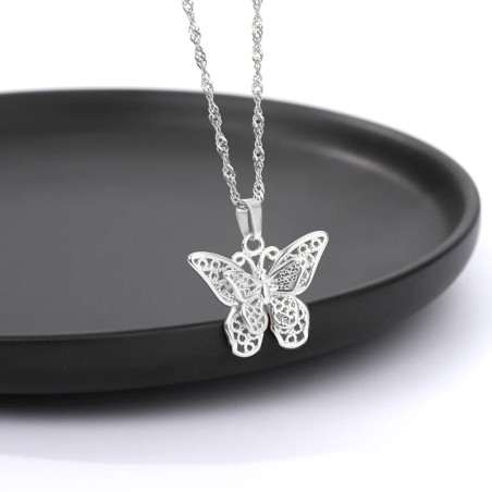 Collier papillon en argent