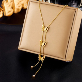 Collier papilion scintillant vol de 3 papillons et pendants