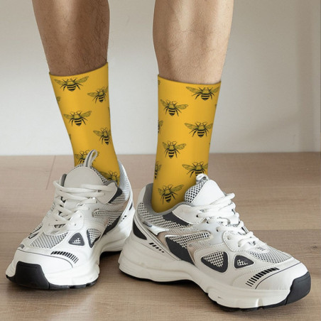 Vue Portée des Chaussettes Abeilles Reine en Coton - Design Royal et Amusant
