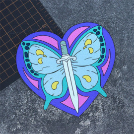 Sticker Papillon "Cœur de Papillon" – Emblème de Courage et de Beauté 13cm x 12.2cm