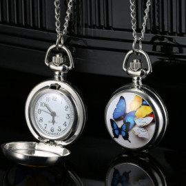 Vue complète de la Montre de Poche Papillon à Quartz Couleur Argent