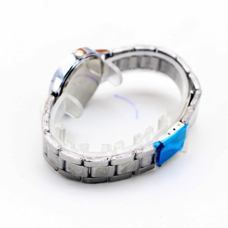 Vue complète de la Montre Papillon avec Magnifique Papillon Rose pour Femme en acier inoxydable