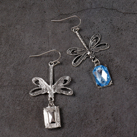 Détails complets des Boucles d'oreilles Pendantes Libéllule Vintage avec Pierre Bleu Clair