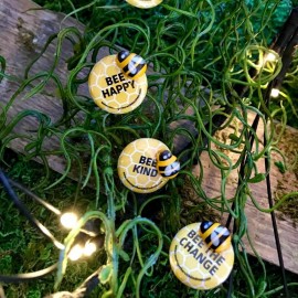 Decoration Abeille en Bois Adhésif - Lot de 100 pièces !