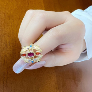 Vue de face Bague Libéllule en Argent Sterling 925 Couleur Or Jaune et Strass Colorés